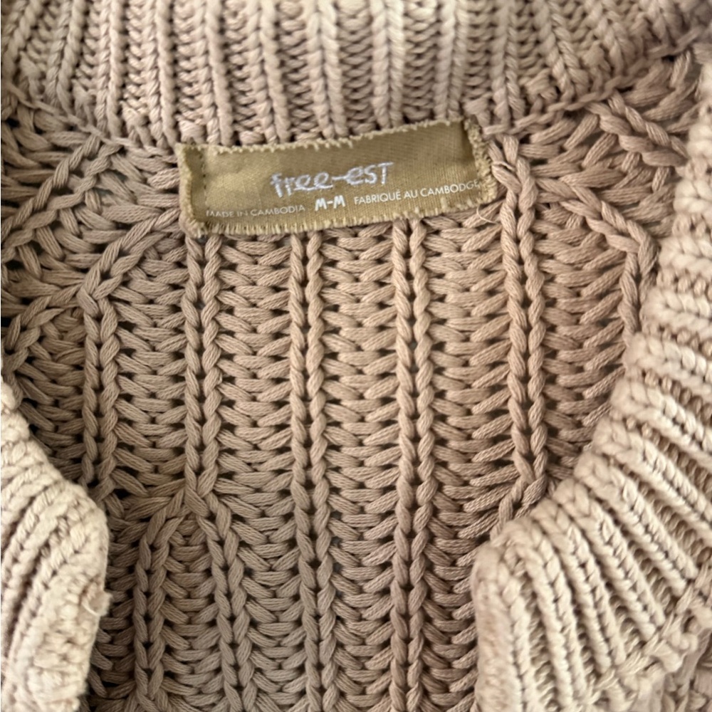 Free People sweet nothing cardi Sandcastle Knit Sweater, size M. NWOT - Picture 5 of 5